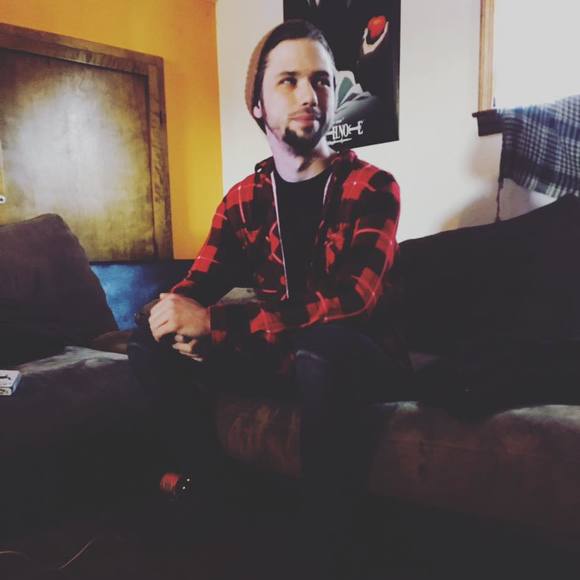 Meet your Posher, Josh - Picture 1 of 1